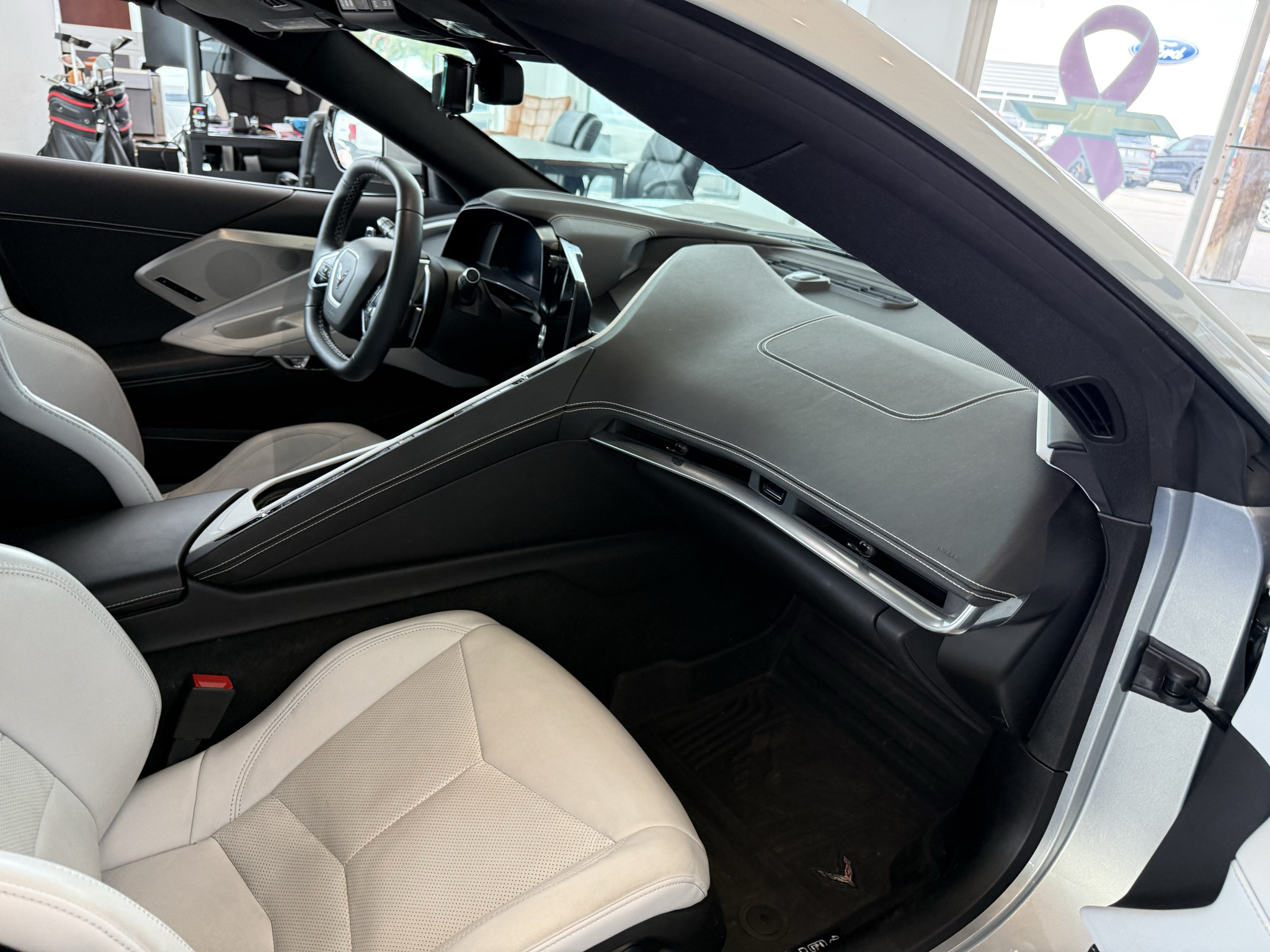 Used 2021 Chevrolet Corvette Stingray Preferred Cpe w/ Z51 Performance Package RWD image 21