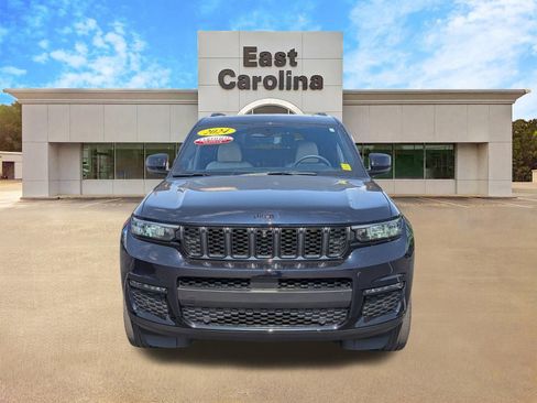 Certified 2024 Jeep Grand Cherokee L Limited w/ Luxury Tech Group II AWD/4WD image 8
