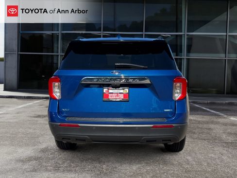 Used 2020 Ford Explorer XLT w/ Comfort Package AWD/4WD image 10