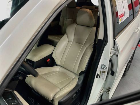 Used 2023 Subaru Ascent Limited w/ Technology Package AWD/4WD image 20