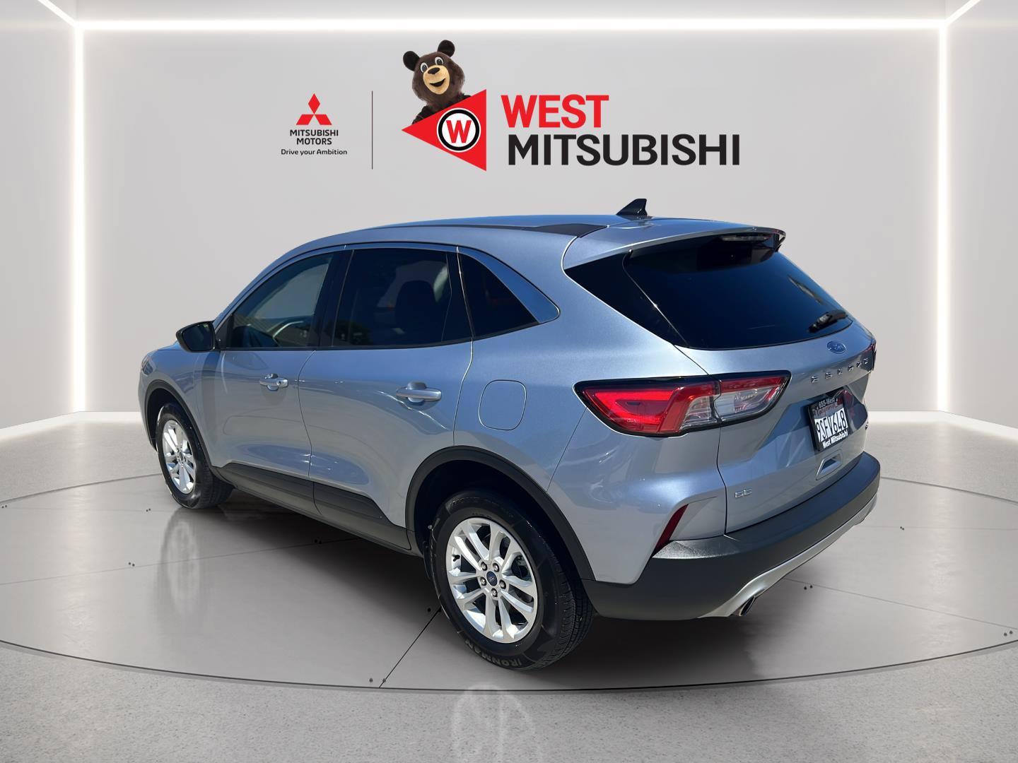 Used 2022 Ford Escape SE AWD/4WD image 4
