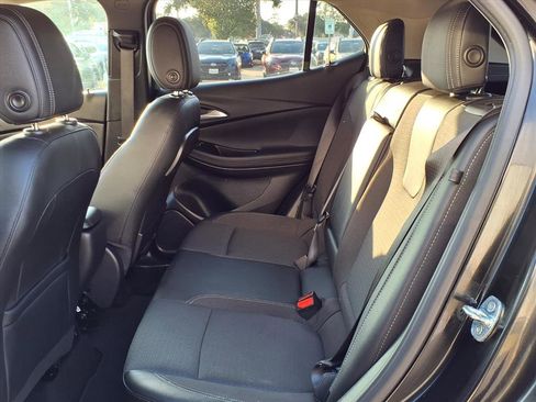 Used 2022 Buick Encore GX Select w/ Sport Touring Package image 18