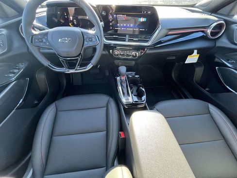 New 2026 Chevrolet Trax RS image 12