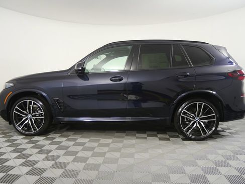 New 2026 BMW X5 xDrive40i w/ M Sport Package AWD/4WD image 6