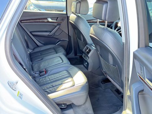 Used 2018 Audi Q5 2.0T Premium w/ Convenience Package image 12