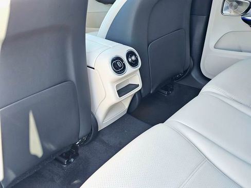 New 2026 Mercedes-Benz GLC 300 4MATIC image 24