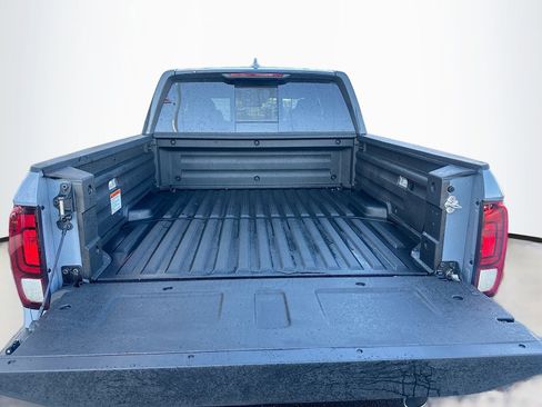 New 2026 Honda Ridgeline Black Edition image 7