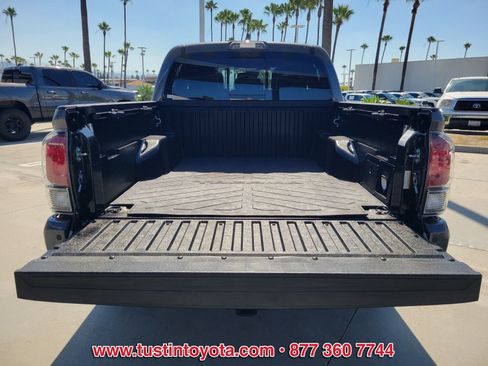 Certified 2020 Toyota Tacoma TRD Pro AWD/4WD image 13