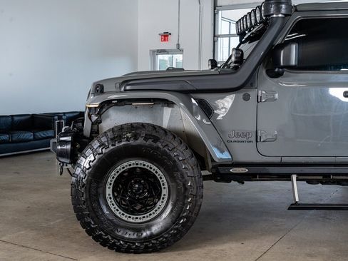 Used 2021 Jeep Gladiator Rubicon image 9