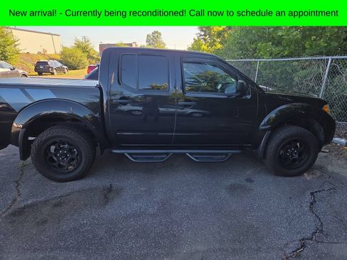 Used 2021 Nissan Frontier SV AWD/4WD image 5