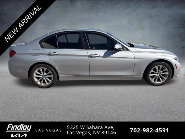 Used 2018 BMW 320i Sedan RWD image 6