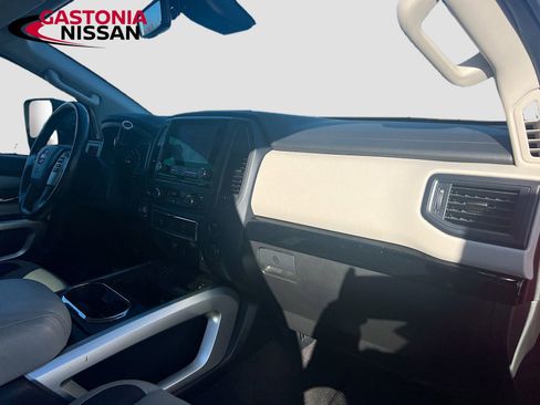 Used 2023 Nissan Titan SV w/ SV Utility Package image 32