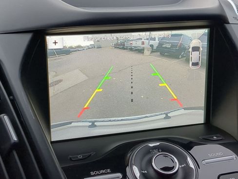 Used 2018 Ford Escape Titanium image 33