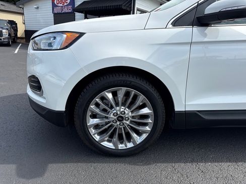 Used 2021 Ford Edge Titanium w/ Class II Trailer Tow Package image 16