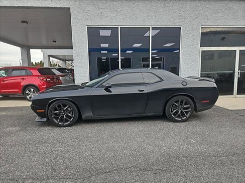 Certified 2021 Dodge Challenger GT image 1