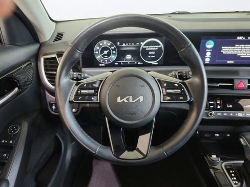 Certified 2024 Kia Seltos S FWD image 9