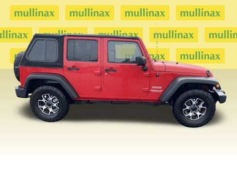 Used 2010 Jeep Wrangler Unlimited Sport image 2