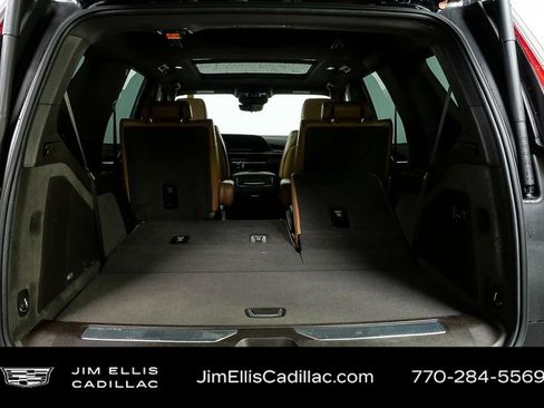 Used 2023 Cadillac Escalade Sport w/ LPO, ONYX Package image 34