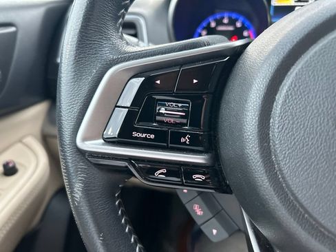 Used 2018 Subaru Outback 2.5i Limited AWD/4WD image 22