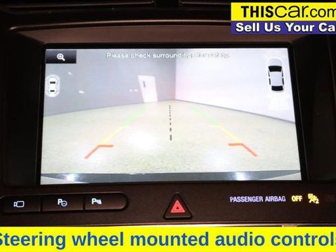 Used 2016 Ford Explorer Platinum image 18