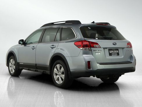 Used 2012 Subaru Outback 2.5i Limited w/ Moonroof Pkg image 3