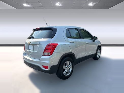 Used 2019 Chevrolet Trax LS FWD image 9