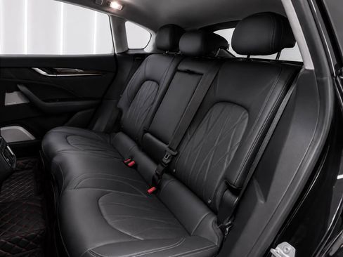 Used 2019 Maserati Levante S GranLusso AWD/4WD image 16