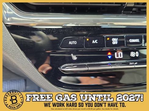 New 2026 Buick Envista Preferred FWD image 21