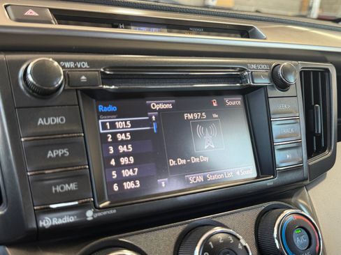 Used 2014 Toyota RAV4 LE FWD image 16