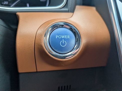 Used 2021 Toyota Avalon Limited w/ Advanced Safety Package FWD image 23