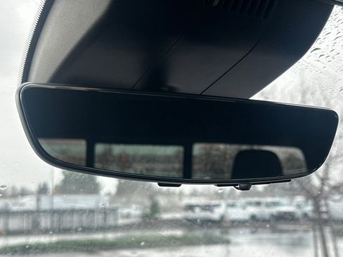 Certified 2023 Chevrolet Silverado 1500 ZR2 w/ Technology Package image 25