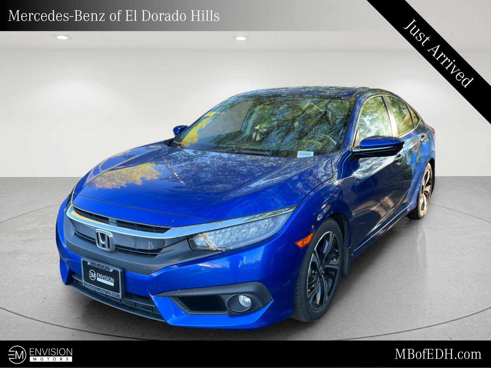 Used 2016 Honda Civic Touring image 1