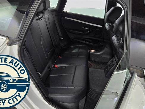 Used 2019 BMW 330i Gran Turismo xDrive w/ Convenience Package AWD/4WD image 5