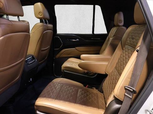 Used 2021 Cadillac Escalade Sport w/ Driver Assist Tech Package AWD/4WD image 24