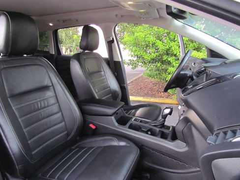 Used 2018 Ford Escape SEL w/ Ford Safe & Smart Package image 19