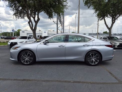 Certified 2025 Lexus ES 350 w/ Premium Package FWD image 8