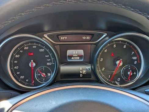 Used 2017 Mercedes-Benz CLA 250 4MATIC image 9