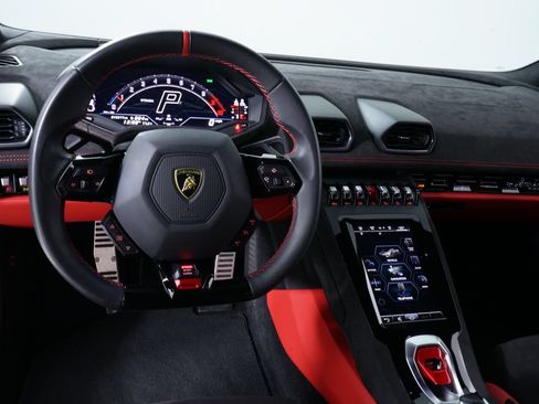 Used 2023 Lamborghini Huracan Tecnica RWD image 23