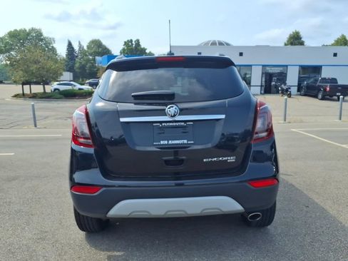 Used 2022 Buick Encore Preferred w/ Safety Package AWD/4WD image 6