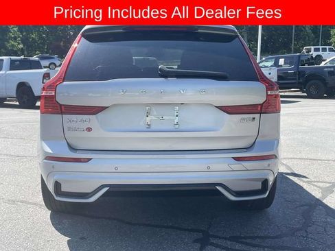 Used 2023 Volvo XC60 B5 Ultimate w/ Climate Package AWD/4WD image 4