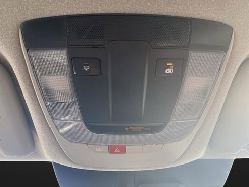 Certified 2023 Kia Niro EX image 26