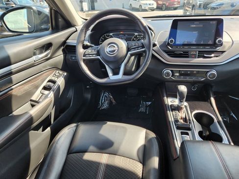 Used 2023 Nissan Altima 2.5 SR AWD/4WD image 13