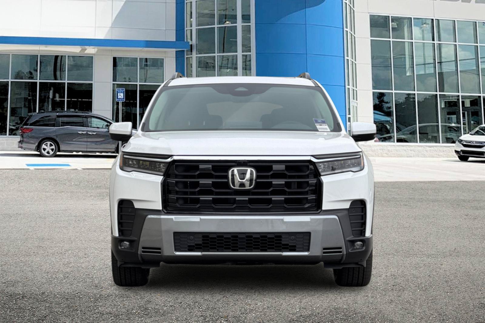 New 2026 Honda Pilot Touring image 9