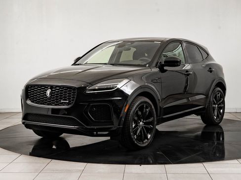 Used 2024 Jaguar E-PACE R-Dynamic SE image 1