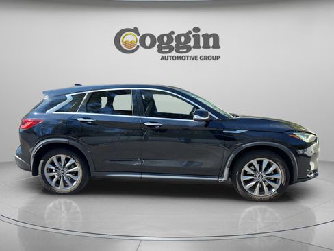 Used 2022 INFINITI QX50 Pure image 6