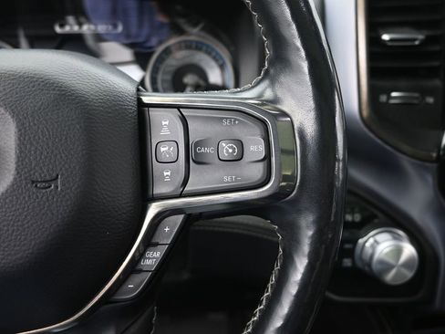 Used 2020 RAM 1500 Limited image 32