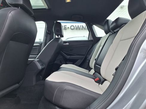 Used 2021 Volkswagen Jetta R-Line w/ R-Line Cold Weather Package image 10