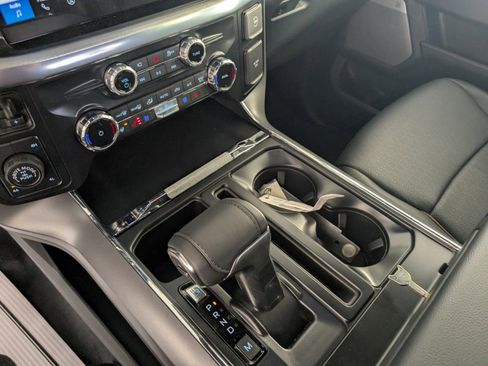 New 2025 Ford F150 Lariat w/ Equipment Group 502A High image 15