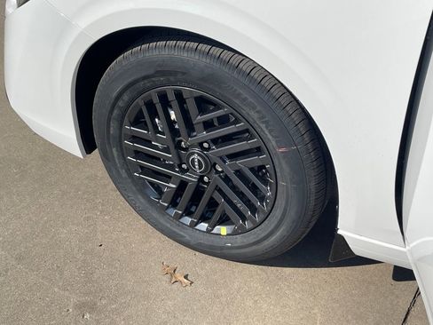 New 2026 Nissan Sentra SV w/ Floor Mat Package FWD image 9