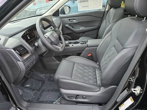 New 2026 Nissan Rogue Platinum AWD/4WD image 19